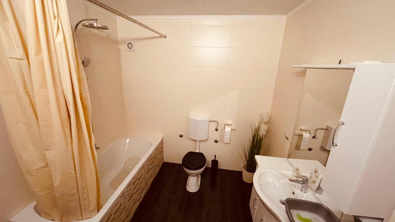 Ferienwohnung The Secret Orchid Rovinj Exterior foto
