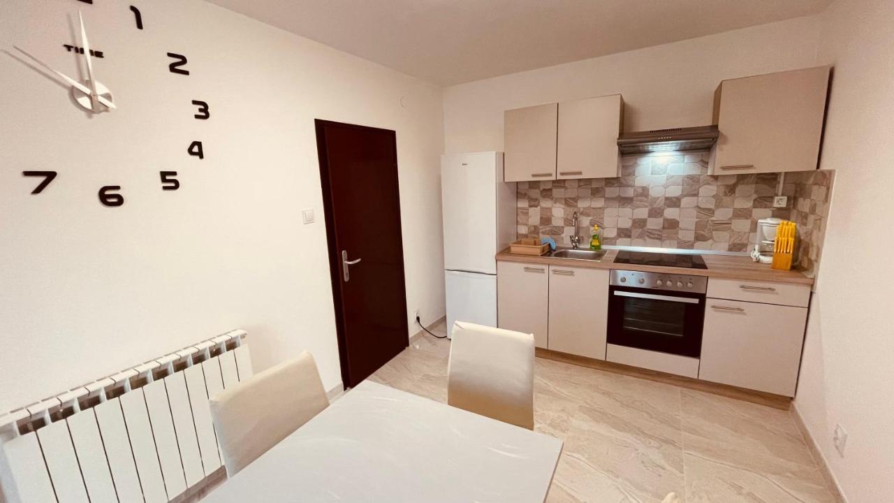 Ferienwohnung The Secret Orchid Rovinj Exterior foto